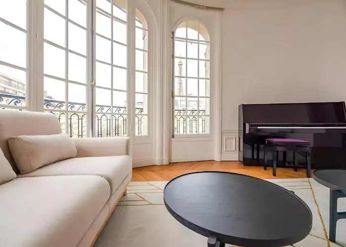 Tbs 324 - Superb With Eiffel Tower View Διαμέρισμα *
